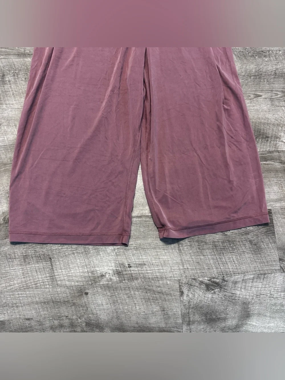 lululemon athletica pre owned